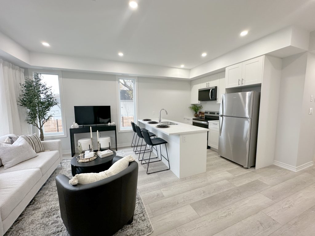 Chorus-Main Level Kitchen